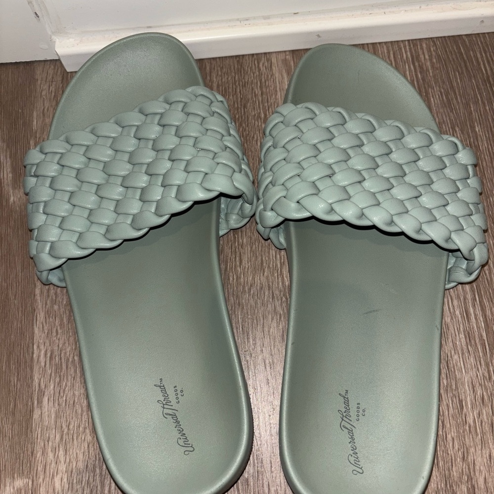 Universal Threads Women's Woven Slide Sandals - Green